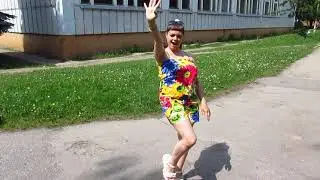 Я ПЕРЕЕЗЖАЮ!!!  I'm moving.