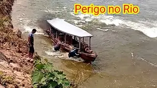 passagem muito perigosa no Rio Purus no Amazonas