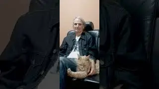 Музыканты и котики. Алик Грановский и Котище
