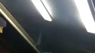 Вооруженный ножом мужчина напал на солдат в автобусе в Карагандинской области