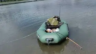 Легкий спуск на лодке, крупного хищника не будет не трать 7 минут жизни