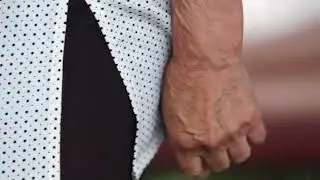 Candid Feet and Sole Chinese Girl full video 2947749136@qq com 66