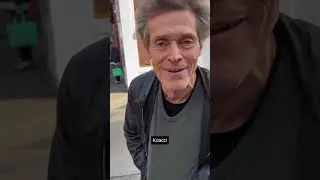 Уиллем Дефо поясняет за шмот😀