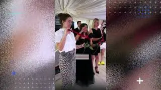 Оригинальный способ розыгрыша свадебного букета: лотерея с зачехленными цветами
