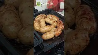 Колбаски с картошкой!Вкусно и бюджетно)