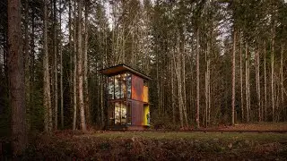 Olson Kundig places detachable studio on rail tracks in Washington State