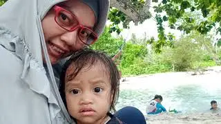 Mandian ala Kaka Arka di Pesona alam pantai sungai serai (Biduk-biduk) #bahagiaitusederhana