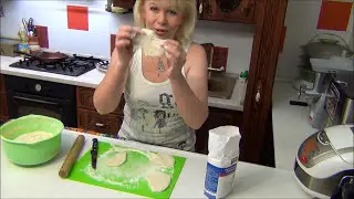 Очень простой рецепт...Пышки, лакумы, баурсаки или лепешки...кому как нравится.