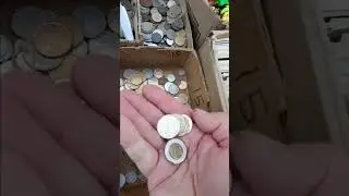 Старинные монеты на Киевской барахолке. Находки на барахолке. Барахолка Киев Украина. Flea