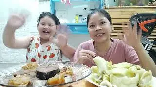 Cá Ngừ Kho Thơm và Cải Chua nhà làm