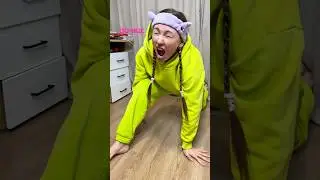 Когда мама проверяет твои оценки 🤣 