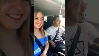 ПОЁМ В МАШИНЕ 😂😂😂 