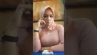 Jilbab Bibirnya😃😃