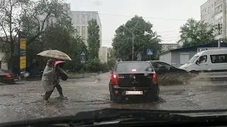 Ливень в Саратове. Потоп на улицах июнь 2021