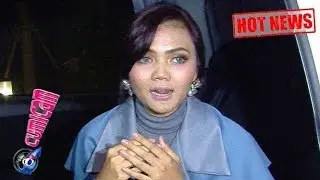 Hot News! Lepas Hijab, Rina Nose Diserang Ribuan Komentar Miring - Cumicam 10 November 2017