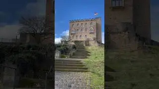 Hambacher Schloss. Neustadt an der Weinstraße. Хамбахский замок