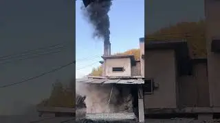 Amazing Way Of Cleaning Ash Of Flue-Cured Tobacco Furnace With Water !