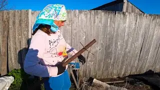 ТРУДИМСЯ В ОГОРОДЕ. ИЗ ГОРОДА В ДЕРЕВНЮ 705 серия.