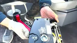 ЗАДОЛБАЛ ! HIDEA F60 - УБИРАЕМ ЛЮФТ троса ГАЗА.