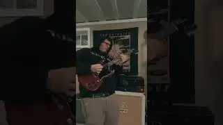 Seriously one of my favorite riffs i’ve written for our songs 🎸 