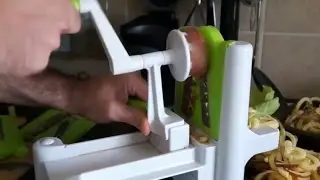 Kitchen Basics spiral slicer test and hands on