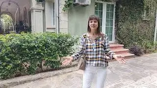 Симпатичный сад у отеля