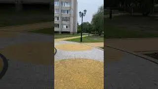Обновленный сквер у озера в Советске