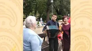 "Матаня" и "Страдания". Гармонист Влад Фадеев (Воронеж)