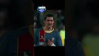 Тренер убрал лучшего игрока с поля😳  