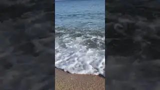 Море в Барселоне зимой.
