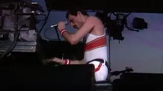 Queen - Play The Game (Live at Milton Keynes Bowl, 1982)