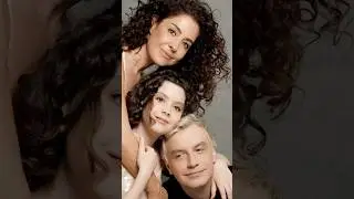 Просто улыбнитесь здесь и сейчас ..