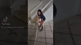 Girl's in construction 💪🤣 