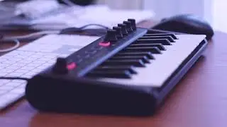 iRig Keys 2 Mini ultra-compact MIDI keyboard controller