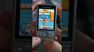 Корошная игра от Gameloft, на Sony Ericsson C901
