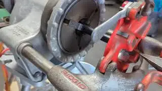 Ridgid 300 Pipe Threader Threading Machine 1/2