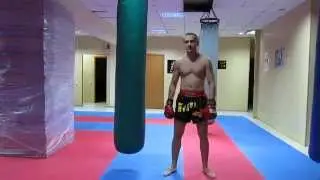 Тайский бокс работа на мешке - Классическая комбинация