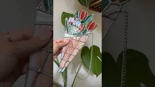 let’s make a stained glass bouquet 🌷 #stainedglass #soldering #stainedglassdiy