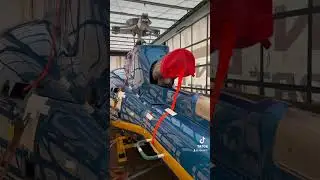 Как вам такой груз, возим и такое, прилетел вдруг Володька