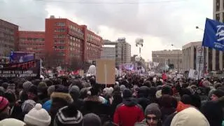 Ксению Собчак освистали на митинге против итогов выборов на проспекте Сахарова