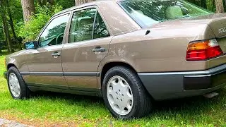 W124 Mercedes-Benz 260E youngtimer sedan, 1989