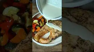Быстрый ужин - лосось с овощами