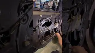 Скрипучий случай. Устраняем скрип стеклоподъёмника у BMW X1