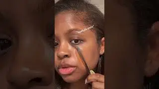 APPLY FOUNDATION WITH A SPATULA??