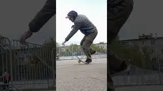 Fingerflip work 🫳🌀 #freestyleskateboarding