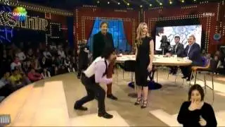 Makina Kafa 24 01 2014 ᴴᴰ Nikah Masası Canlandırma Hakan Meriçliler ve Yasemin Allen