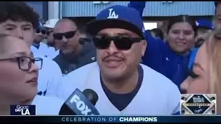 Aaron Judge catches stray during Dodgers parade