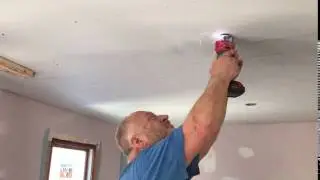 Milwaukee M18 Cut Out Tool short clip